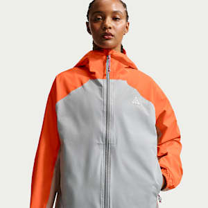 Nike ACG 'Phantazma' Women's Storm-FIT ADV Jacket. Nike AT